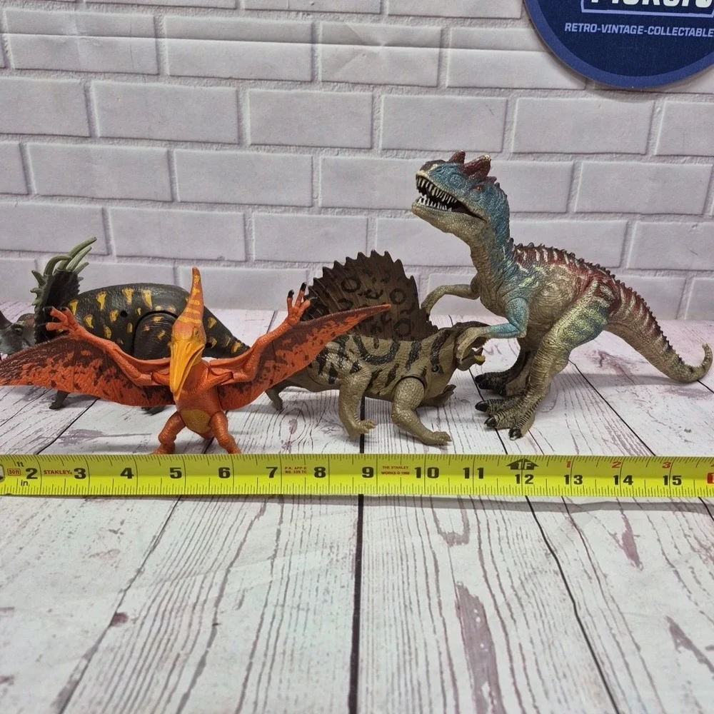 VTG Dinosaurs Lot Of 4, Movable Jaws, Wings, Legs